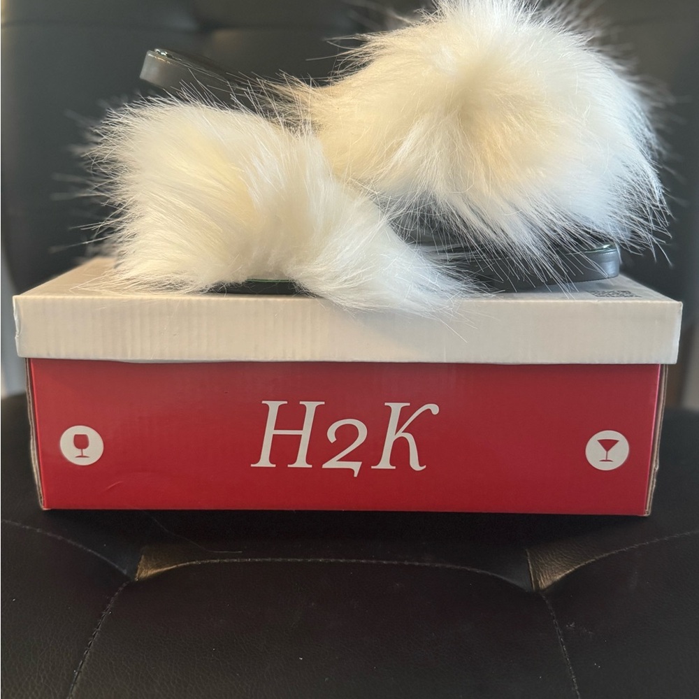 H2K Women’s Sandals